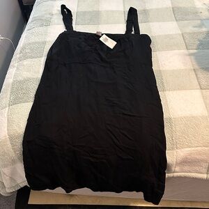 Old Navy Black Sleeveless Dress